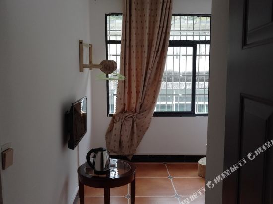 之间公寓(宜春玉盘步行街店)