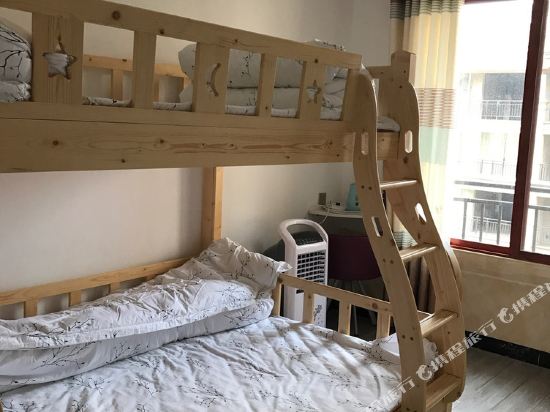 侯鸟人家庭公寓(东江湖青啤大道店)