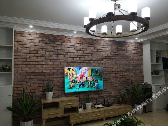 成都青城山素·拾光民宿联排别墅屋顶阳台