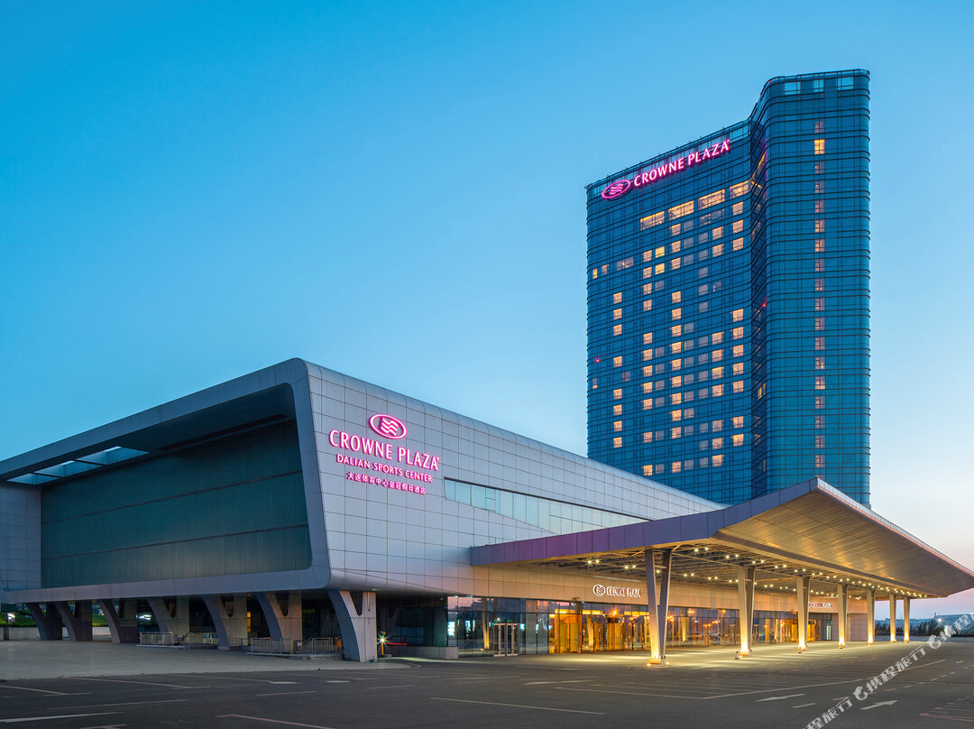 大连体育中心皇冠假日酒店