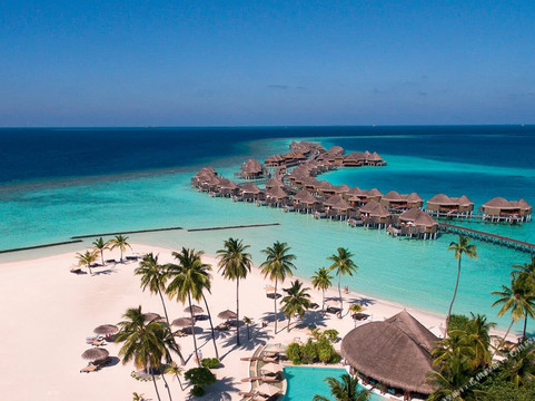 巴塔拉岛酒店住宿-康斯丹哈拉薇莉度假村