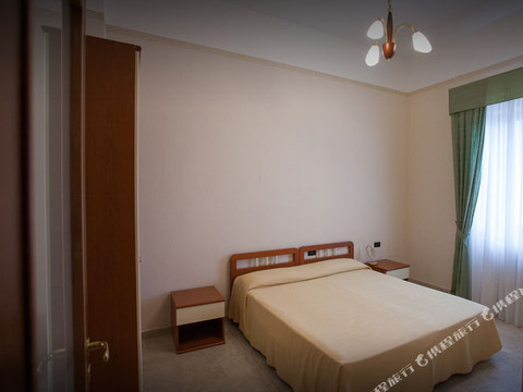 Monte Sant'Angelo酒店住宿-Albergo Casa Del Pellegrino