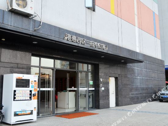 潜客酒店(惠州河南岸港惠新天地店)