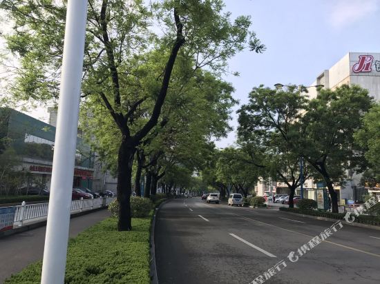 如家酒店·neo(泰安龙潭路泰山天外村店)