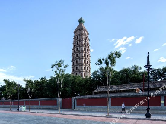 银川西部阳光公寓酒店