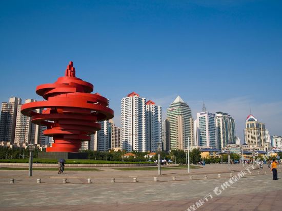 青岛栈桥火车站主题海景日租房