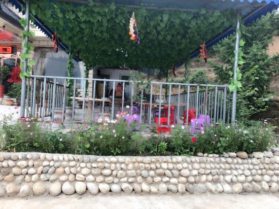 金寨心月商务酒店