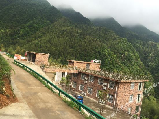 新化三联峒峒天李经理特色民宿