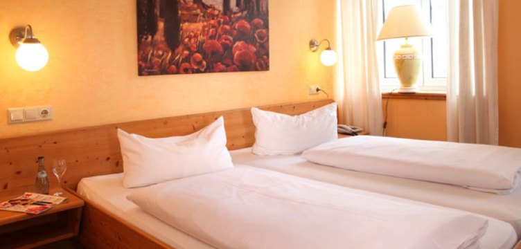 Hotel & Restaurant Gasthof Zur Post-官方