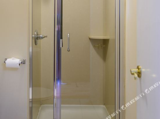 Europa Hotel Room Type - Queen Room with Private Bathroom Europa Hotel Room Type - Queen Room with Private Bathroom