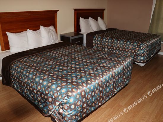 Europa Hotel Room Type - Two Double Room with Private Bathroom