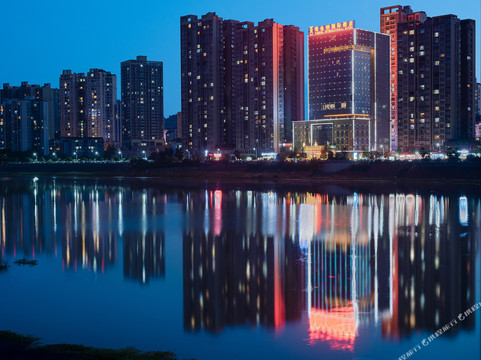 巴中维也纳国际酒店大东门店