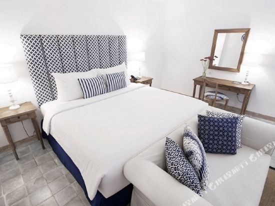 Adhisthana Hotel Room Type - Studio Suite Pool View
