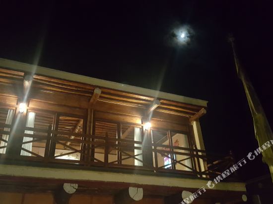 丹巴东女谷1号庭院