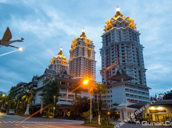 景洪澜梦沧江假日酒店