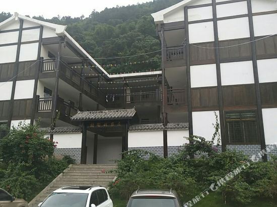 赤水桂圆林农庄