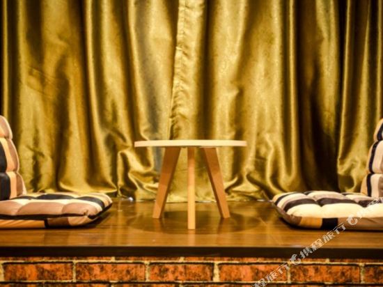 襄阳风色幻想公寓