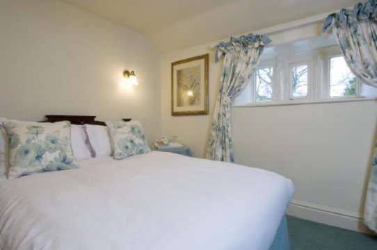 Waddington Arms-官方