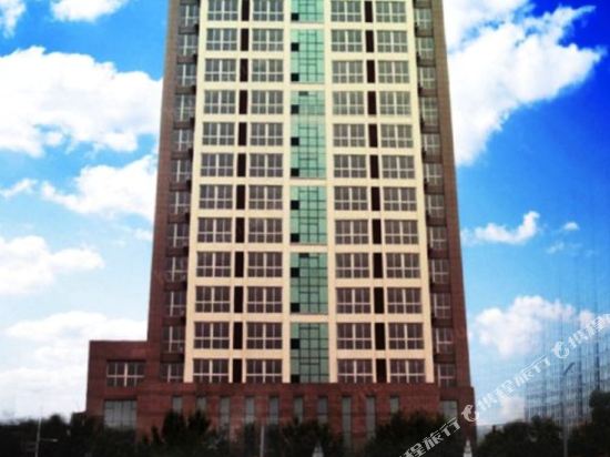 平行世界小庭院酒店(威海市区大润发店)