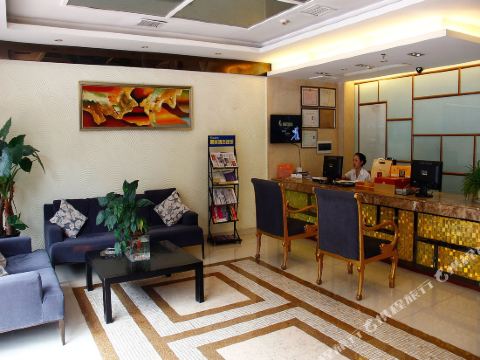 逸居连锁酒店(遵义会址南京路店)