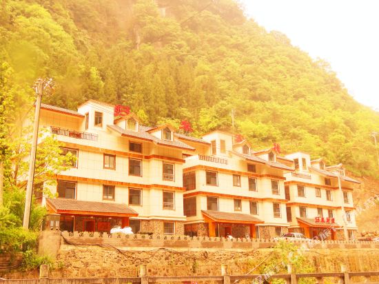 神农架归来客栈