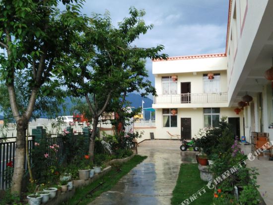 九寨沟大峡谷避暑山庄