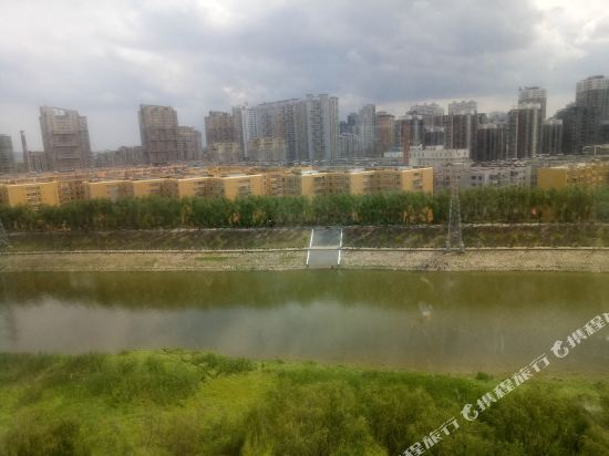 丹东轻抚流云普通公寓