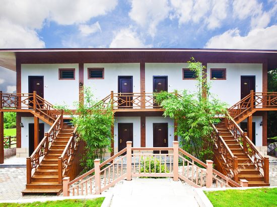 雅布伦田园山庄酒店(保亭呀诺达店)