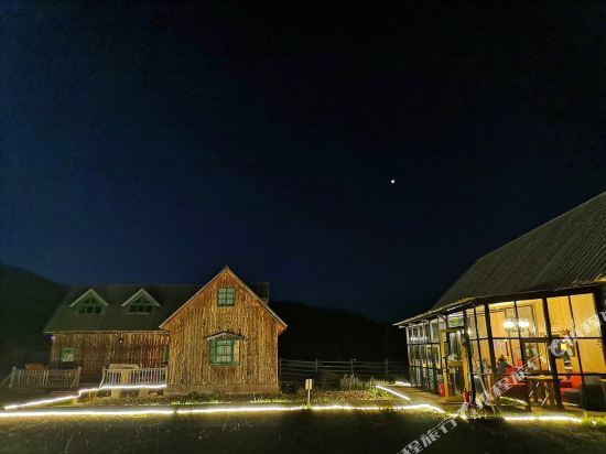 禾木鹿野乡村旅馆