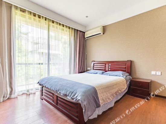 成都小小羊羊与小小虫虫度假别墅