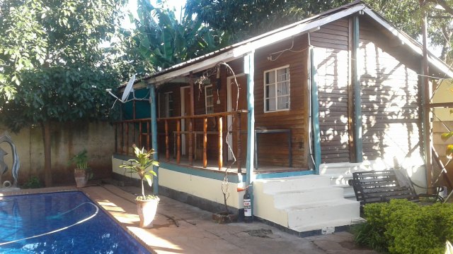 辛巴哈拉雷民宿-官方