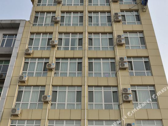 汉庭酒店(承德双塔山店)