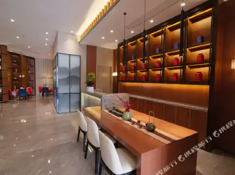 怡程酒店(阳江百利广场店)