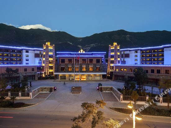 香格里拉雪映金沙大酒店