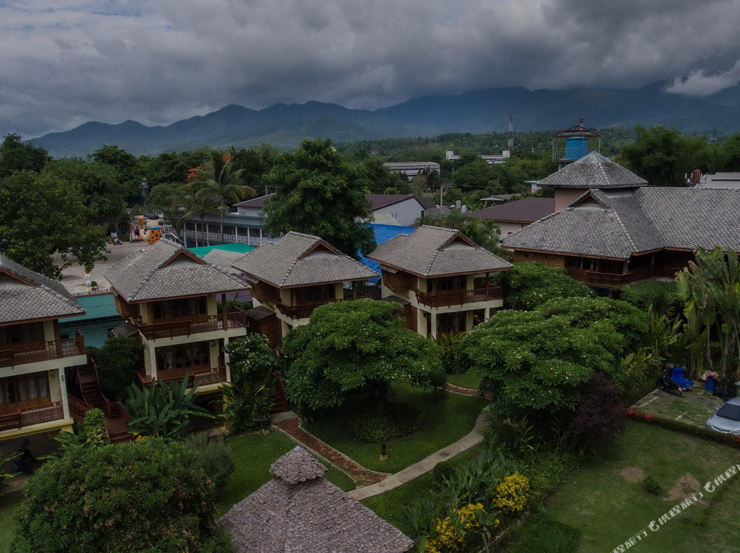 派薇度假村酒店主图