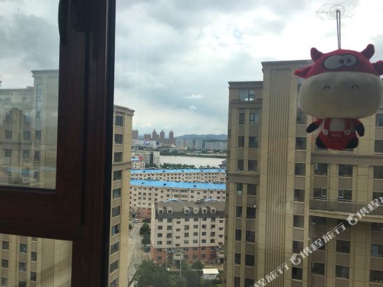 红大日租公寓(吉林荣升路店)