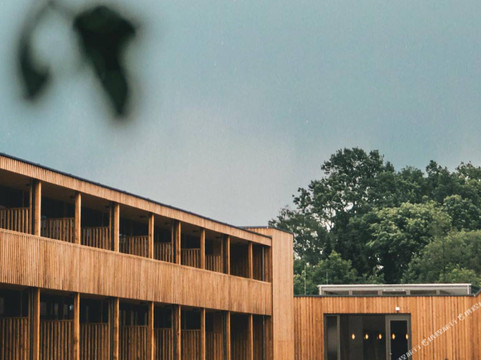 Varnsdorf酒店住宿-Waldstrand Hotel