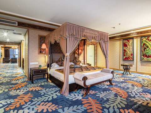 中堰·瑞铧国际酒店