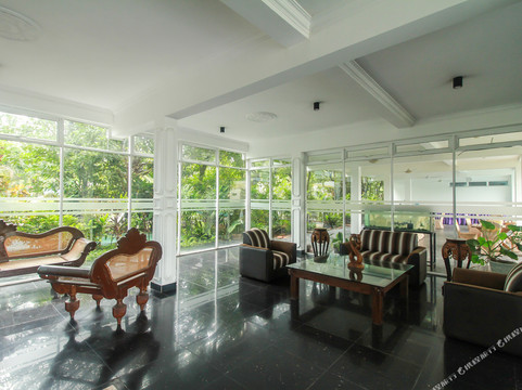 OYO 292 Lake Nest Bolgoda Resort