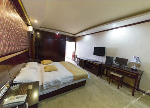 藏乡田园大酒店