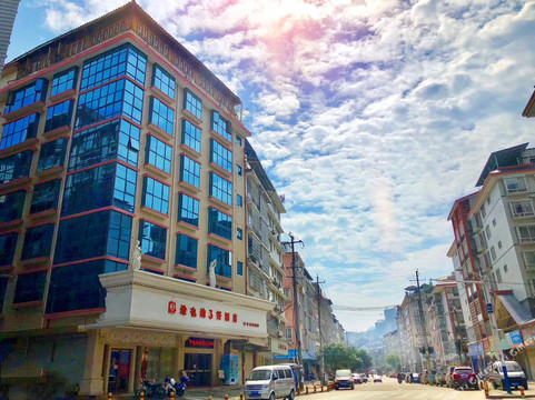 三江侗族自治县酒店住宿-三江维也纳3好酒店悦江路店