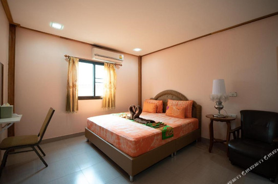 OYO 810 Morakot Resort