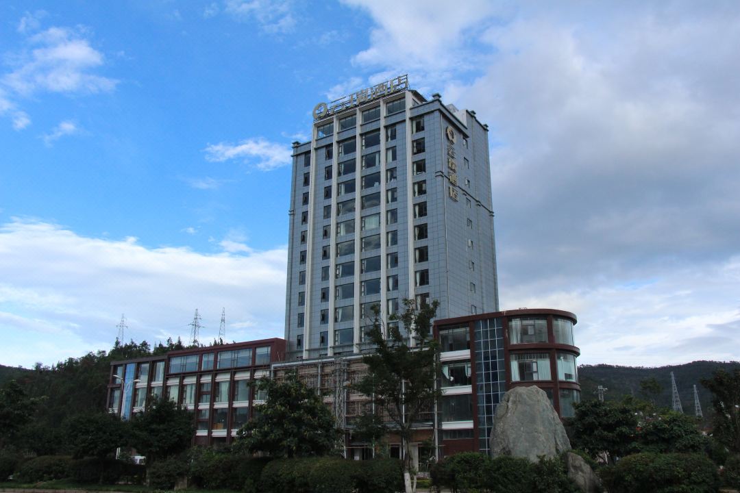 Yunrui Hotel (Dali Dongfang)