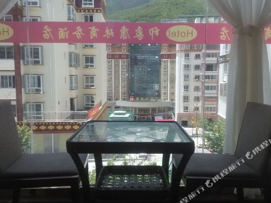 康定印像康珠商务宾馆