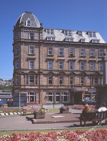 斯特拉斯莫尔皇家酒店