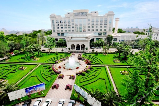 广汉市酒店住宿-西园大酒店