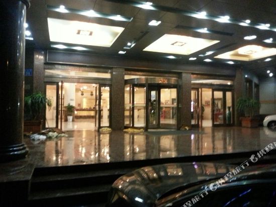 孝义宝宏大酒店