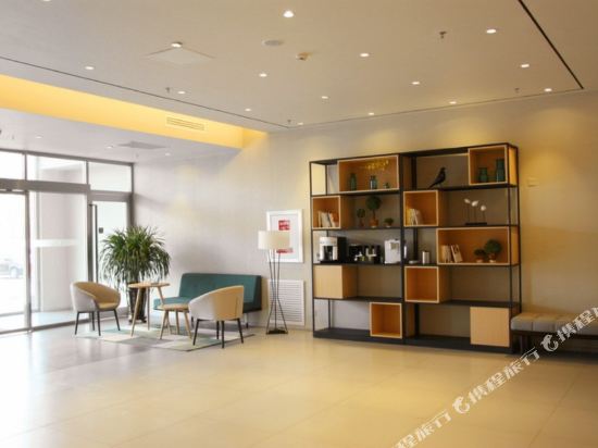 如家驿居酒店(营口金牛山大街万达广场店)