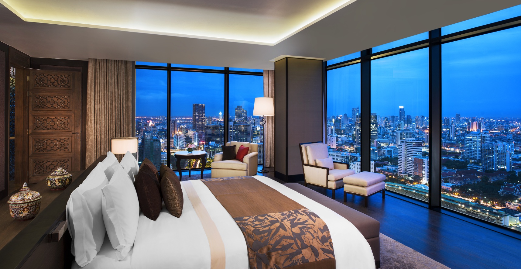 曼谷瑞吉酒店-官方