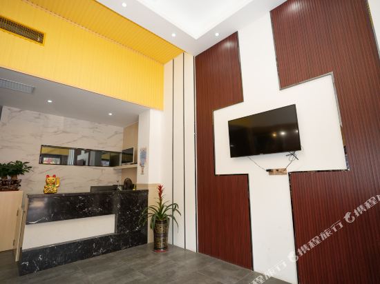 晴天酒店(玉林中药港店)